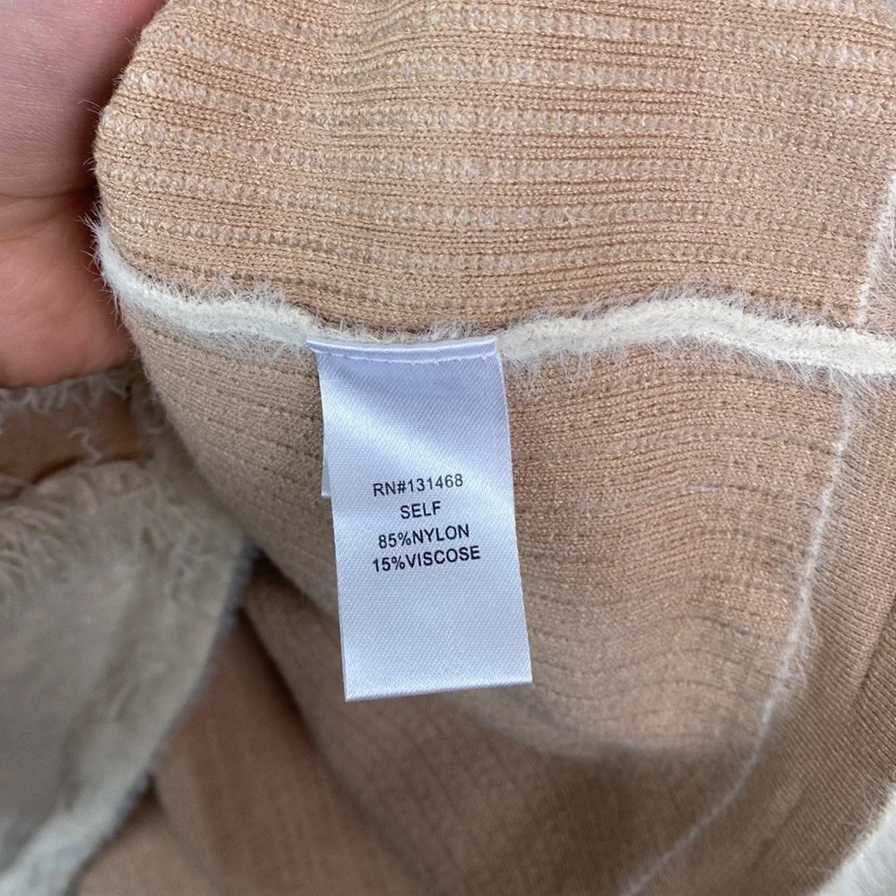 NWT Fate | Beige & Cream Oversized Distressed Fuzzy Cardigan M - Picture 7 of 10